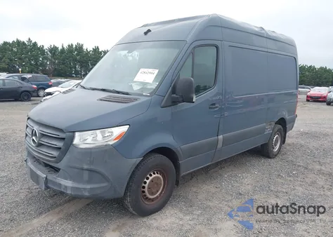 2019 Mercedes-Benz Sprinter 2500 High Roof V6/Standard Roof V6 z USA, uszkodzony, nr VIN WD4PF0CD0KP083893
